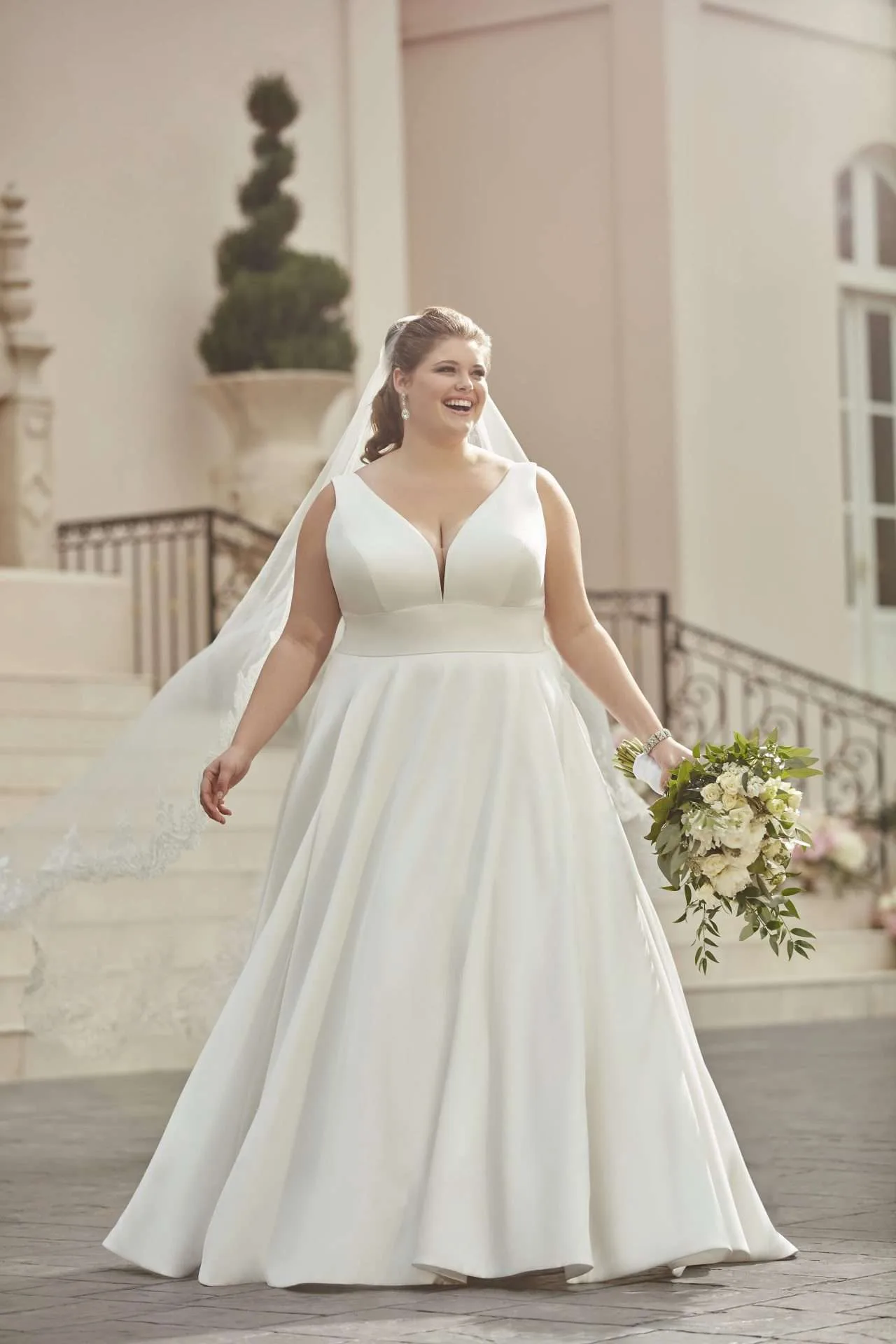 Stella York 6758 - Image 2
